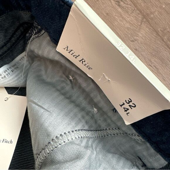 NWT Abercrombie & Fitch Mid Rise Ultra Wide Leg Jeans Size 32 14 LONG 32/14L NEW - Picture 7 of 11